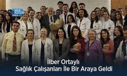 İlber Ortaylı Sağlık Çalışanları İle Bir Araya Geldi