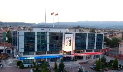 Damattan yengeye, üst üste torpil haberleri tartışma yarattı