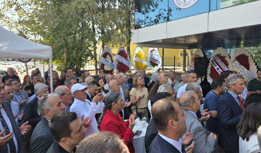 Hurriyet Saglik Sen Genel Merkez 4